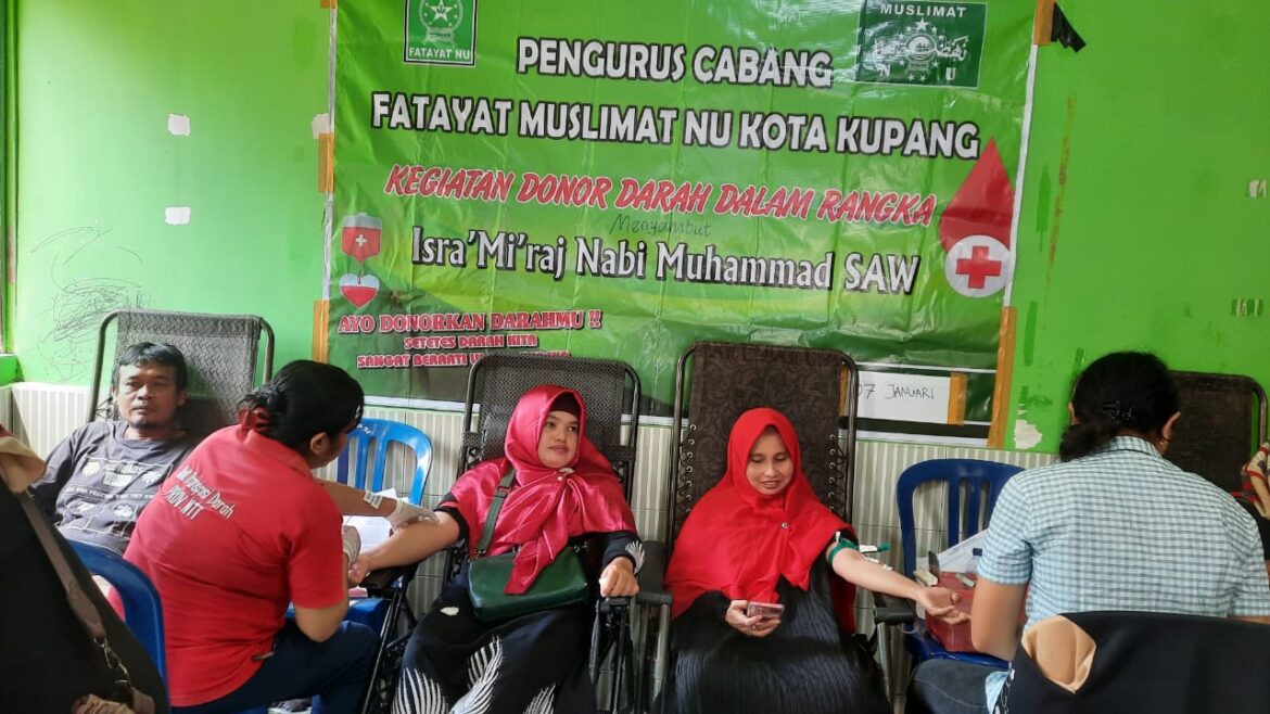 Pengurus Fatayat Kota Kupang Sumbang 37 Kantong Darah ke PMI NTT