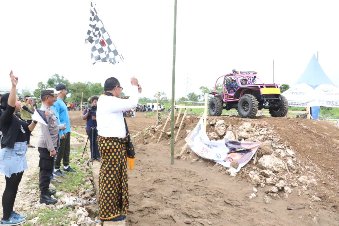 Dibuka Wagub NTT, Kejuaraan Off Road di KI Bolok Libatkan Peserta dari Luar Negeri