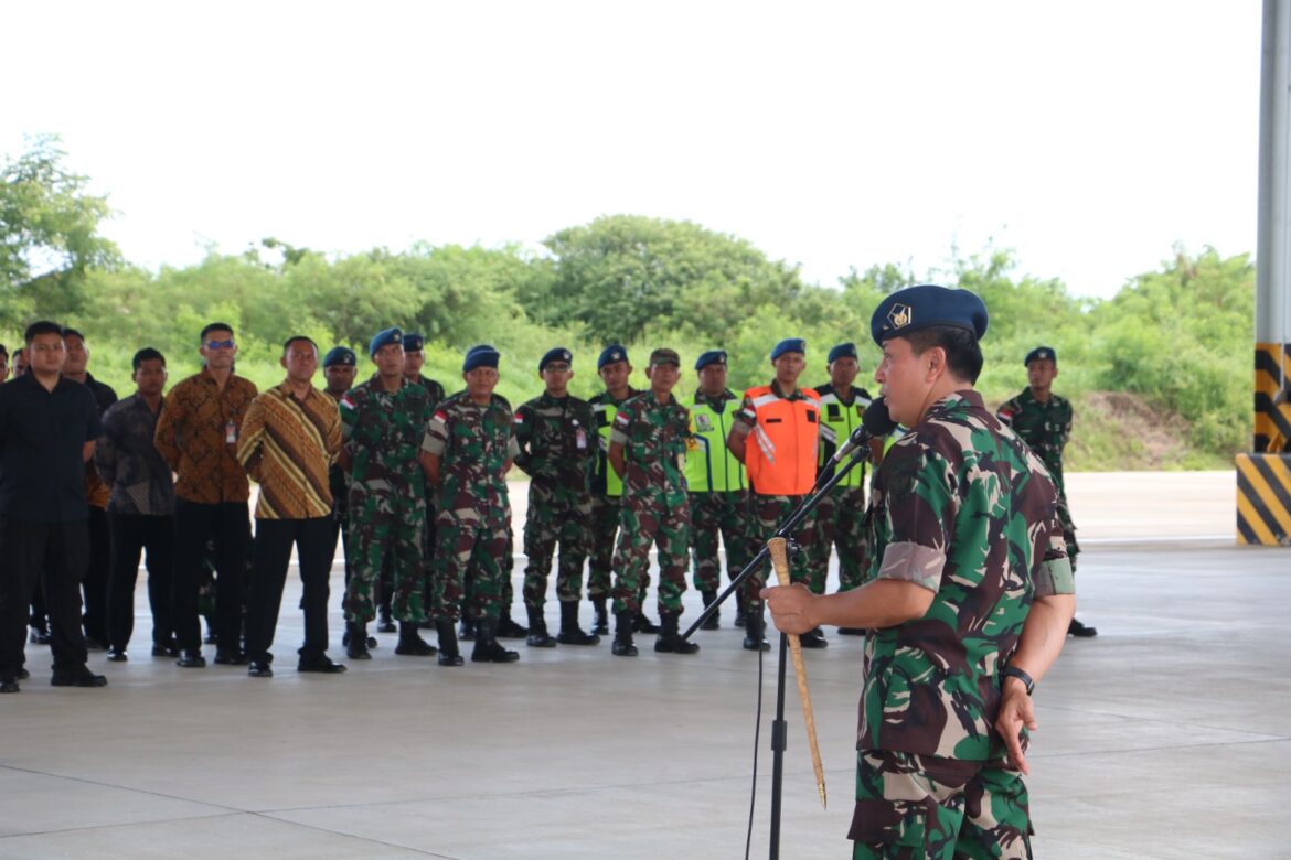 Amankan Kunjungan Presiden Jokowi ke NTT, Danlanud El Tari Pimpin Apel Gelar Pasukan