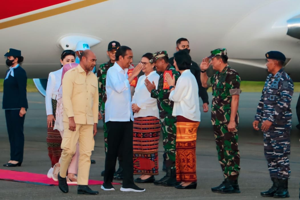 Danlanud El Tari Kupang Turut Menyambut Kedatangan Presiden RI di Labuan Bajo