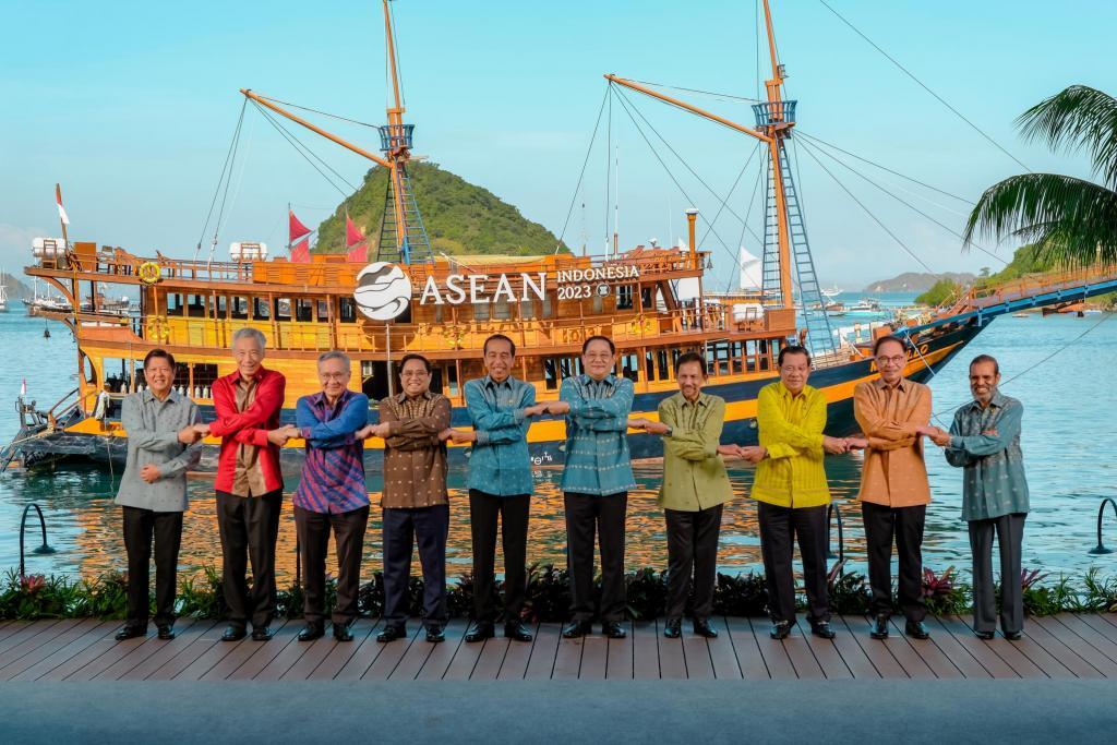 Delegasi KTT ASEAN 2023, Kenakan Pakaian Motif Tenun Ikat NTT