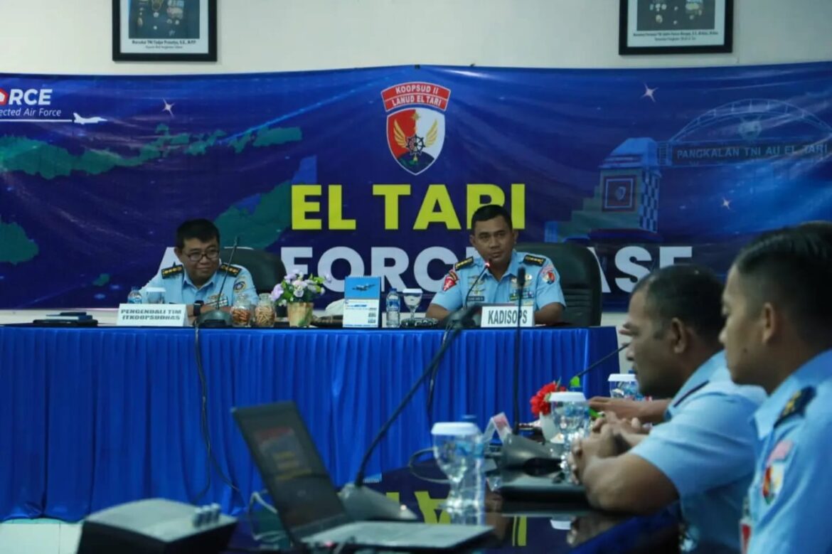 Tim Itkoopsudnas Laksanakan Entry Briefing di Lanud El Tari Kupang