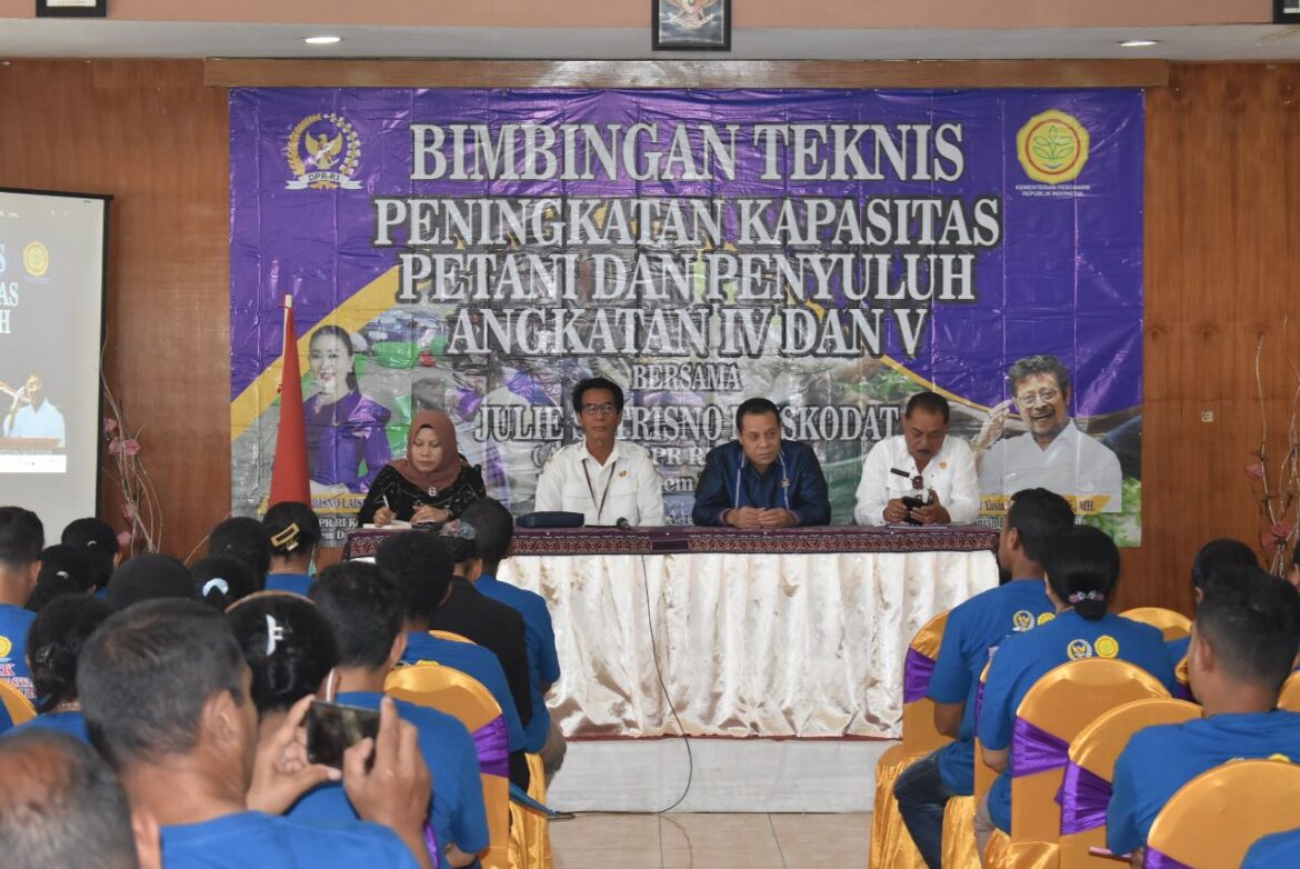 Bersama Antisipasi Perubahan Iklim, Kementan dan Komisi IV DPR RI Gelar Bimtek di Kabupaten Ngada