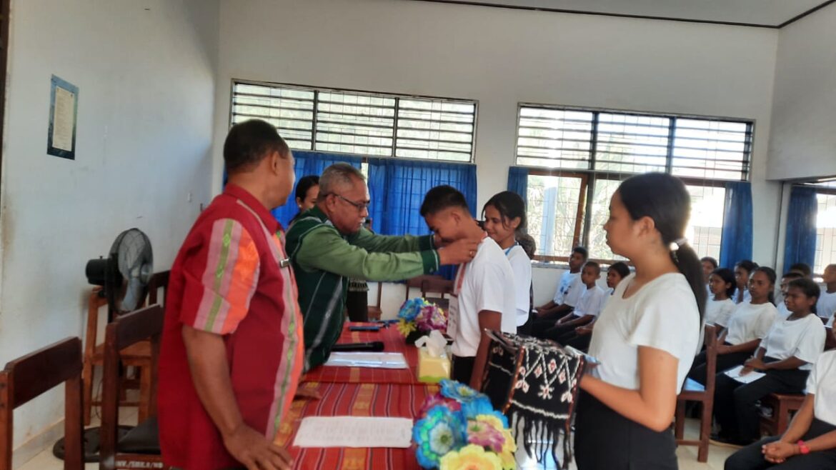 Gelar MPLS, Kepsek SMKN 8 Kupang Minta 82 Siswa Baru Disiplin dan Rubah Sikap