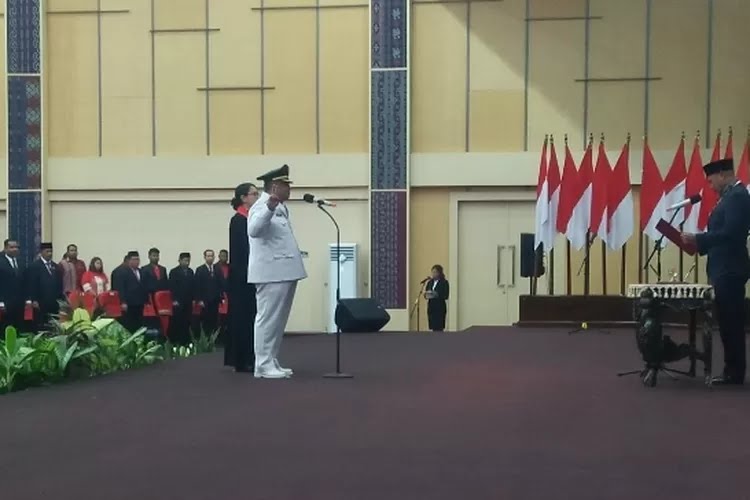 Resmi Fahrensy Priestley Funay Duduki Jabatan Sebagai Penjabat Wali Kota Kupang