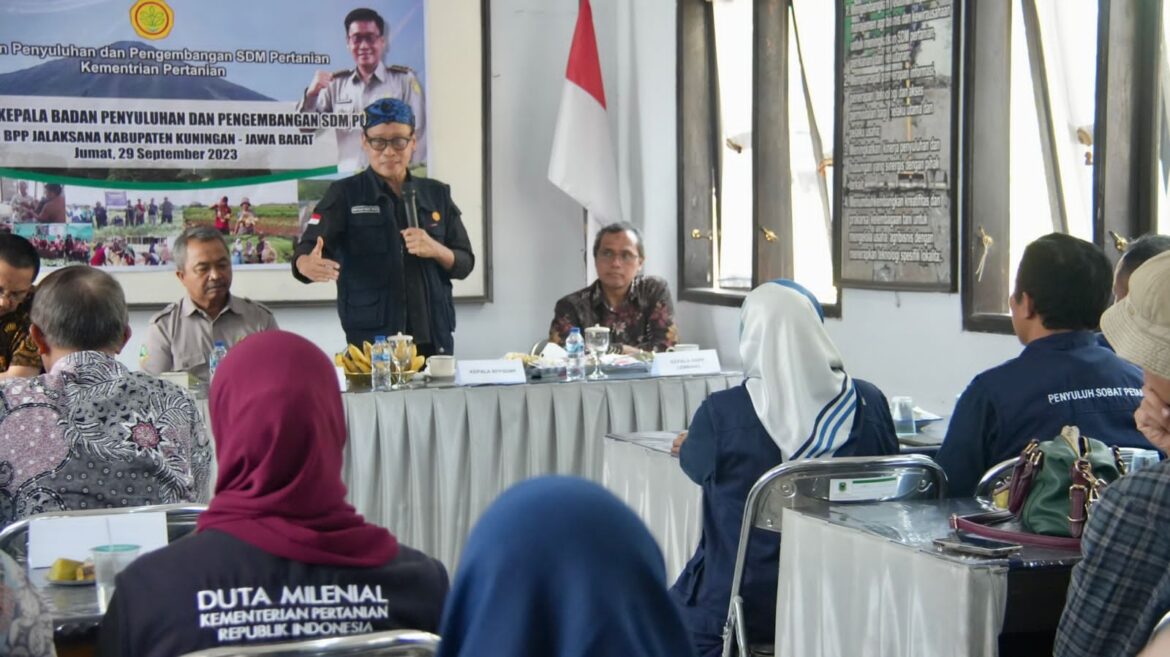 Kunjungi BPP Balongan, Kementan Sebut Pertanian Berkontribusi Nyata Terhadap Ekonomi