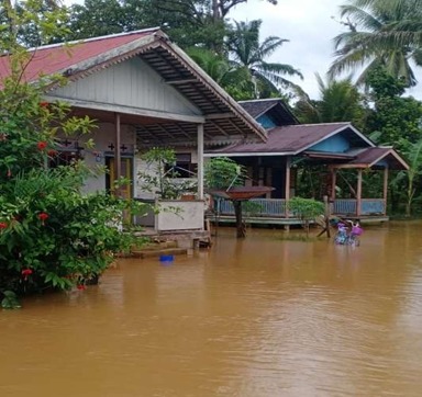 Banjir Terjang Pemukiman Warga Bunut Hulu, BMKG Keluarkan Peringatan