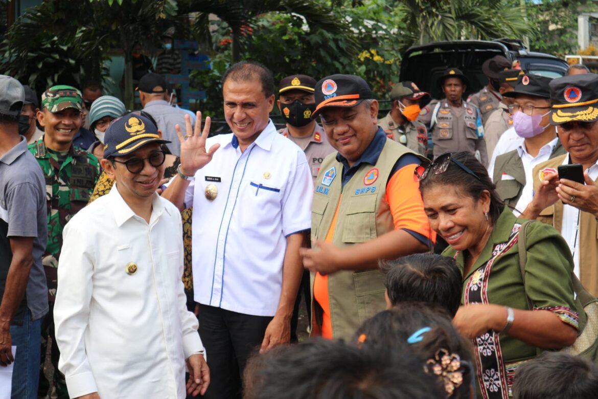 Penjabat Gubernur NTT Minta Semua Pihak Bantu Logistik buat Korban Gunung Lewotobi