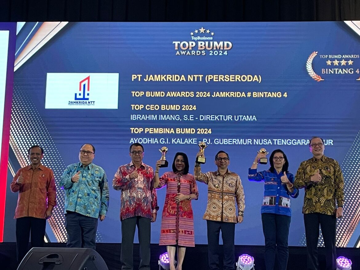 Jamkrida NTT Sabet Tiga Penghargaan di Ajang TOP BUMD Awards 2024