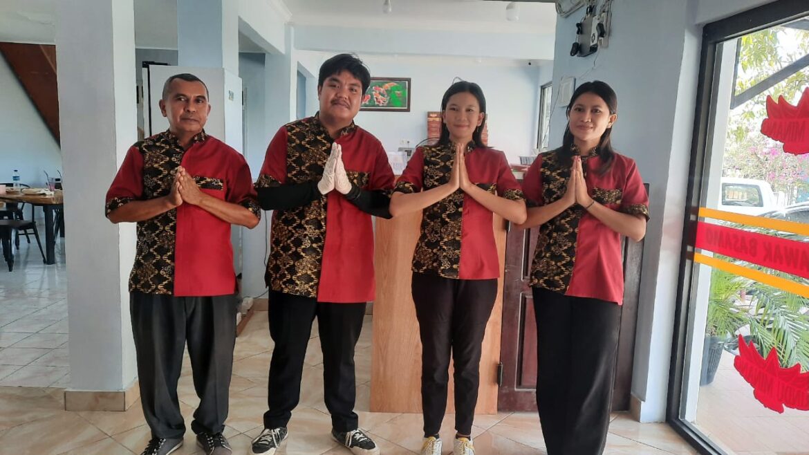 Ratusan Anak Yatim dan Janda Jadi Tamu Spesial di Grand Opening RM Rindu Minang