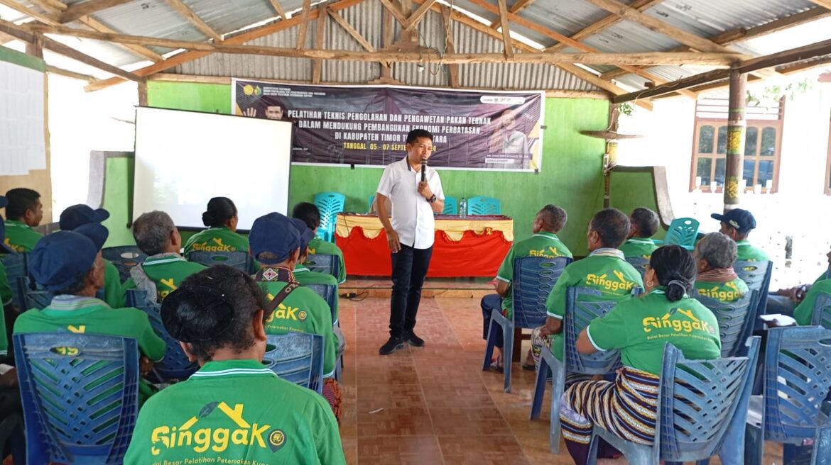 Petani di Perbatasan Indonesia-Timor Leste Ikuti Diklat Pengolahan Pakan Ternak