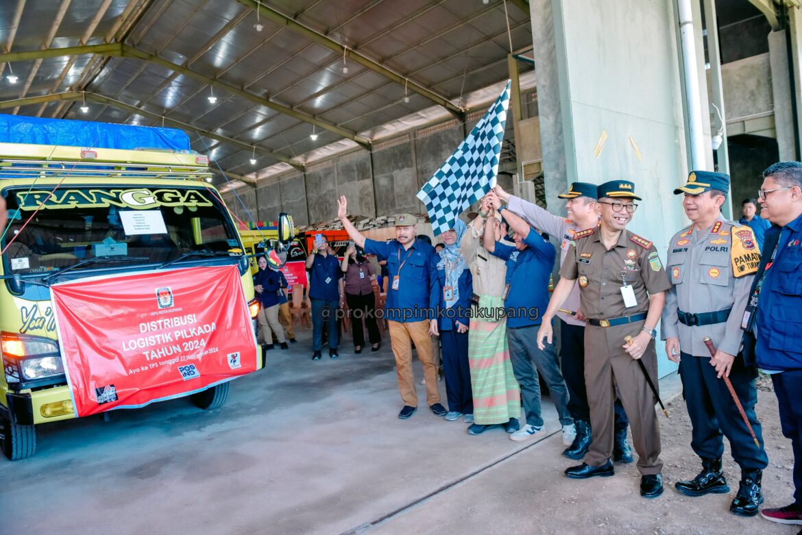 Logistik Pilkada ke 552 TPS di Kota Kupang Dilepas, Ini Pesan dan Harapan Pj Wali Kota